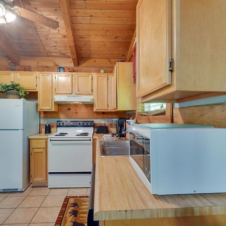 Gatlinburg Cabin With Hot Tub About 6 Mi To Downtown! ภายนอก รูปภาพ