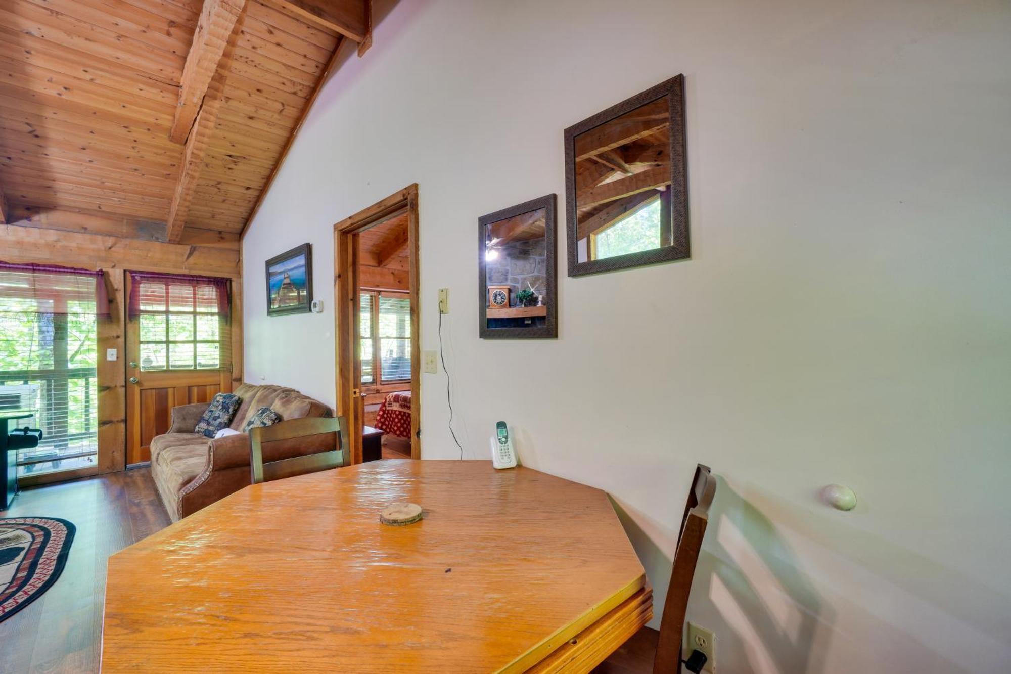 Gatlinburg Cabin With Hot Tub About 6 Mi To Downtown! ภายนอก รูปภาพ