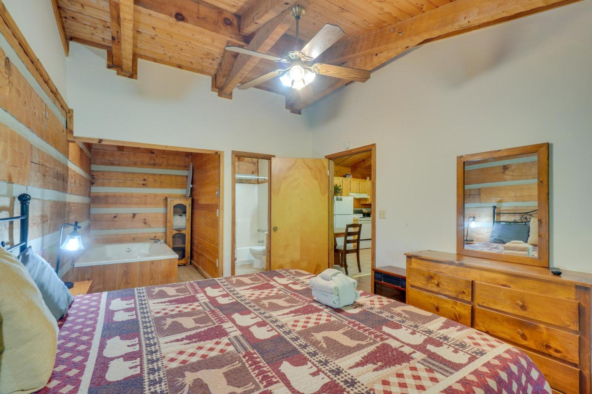 Gatlinburg Cabin With Hot Tub About 6 Mi To Downtown! ภายนอก รูปภาพ